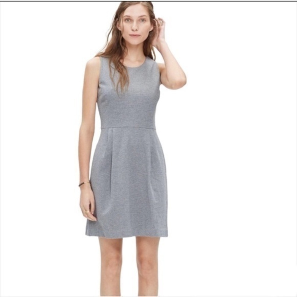 Madewell A-Line Pleated Dress with Pockets Size 2